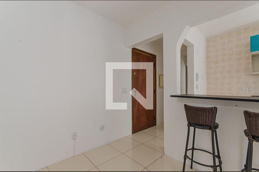 Foto 1 de Apartamento com 2 Quartos para alugar, 46m² em Partenon, Porto Alegre