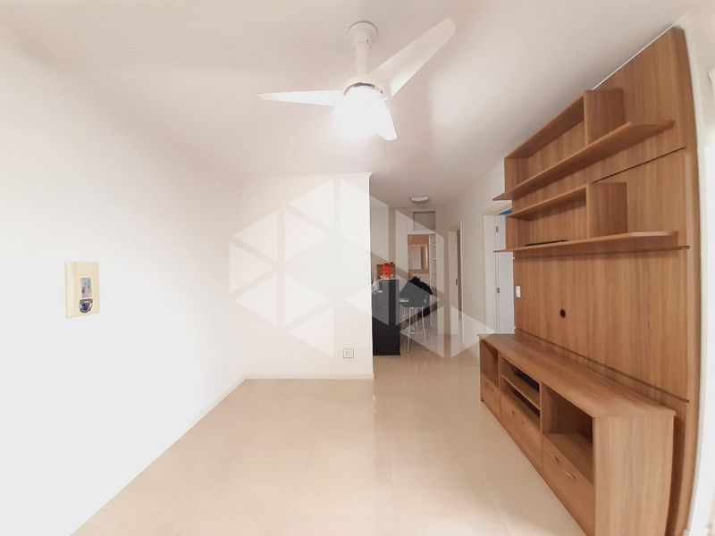 Foto 2 de Apartamento com 2 Quartos para alugar, 50m² em Teresópolis, Porto Alegre