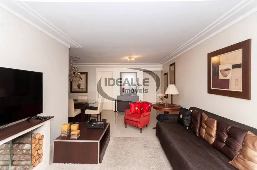 Foto 3 de Apartamento com 3 Quartos à venda, 110m² em Batel, Curitiba