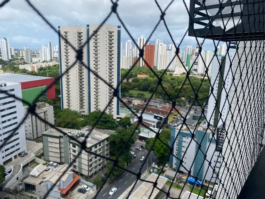 Foto 1 de Apartamento com 3 Quartos para alugar, 80m² em Tamarineira, Recife