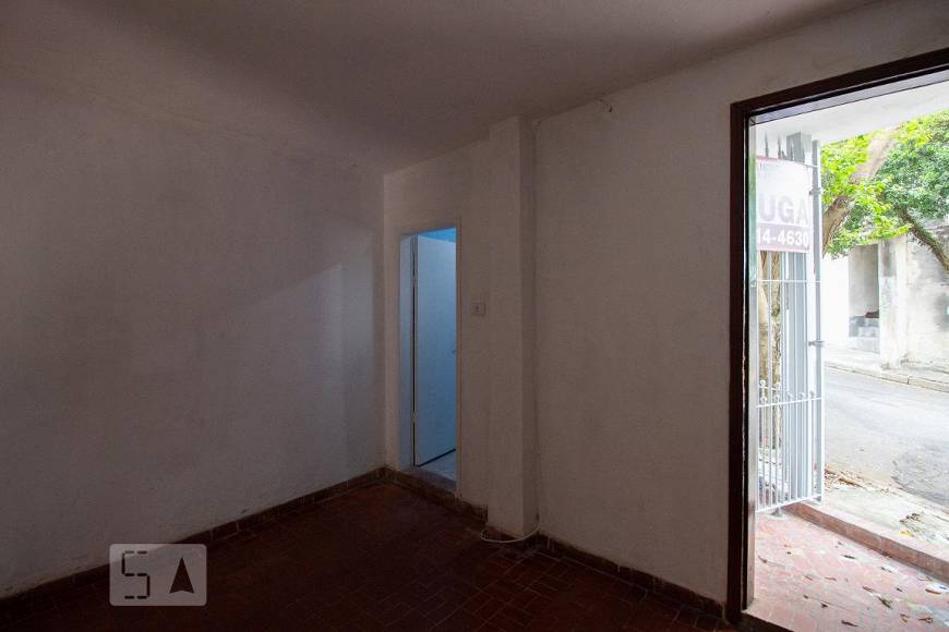 Foto 3 de Casa com 1 Quarto para alugar, 80m² em Jaguaré, São Paulo