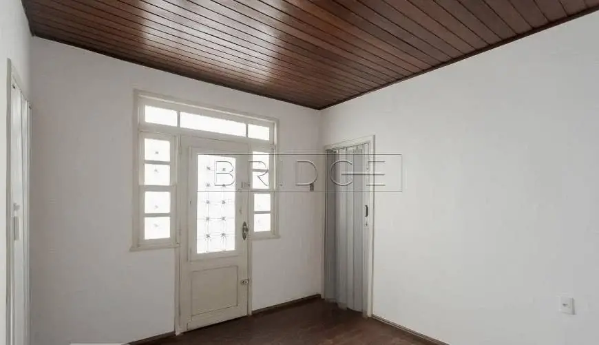 Foto 1 de Casa com 2 Quartos para alugar, 124m² em Floresta, Porto Alegre