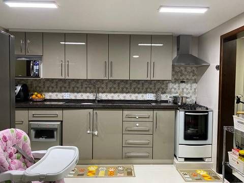 Foto 1 de Casa com 3 Quartos à venda, 198m² em Boa Vista, Curitiba