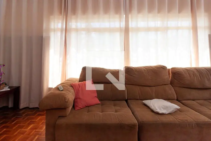 Foto 1 de Casa com 3 Quartos para alugar, 135m² em Jaguaré, São Paulo