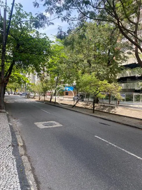 Foto 2 de Casa com 4 Quartos para alugar, 600m² em Lagoa, Rio de Janeiro