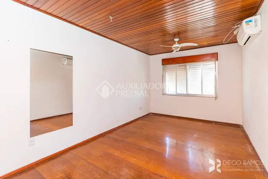 Foto 1 de Apartamento com 2 Quartos à venda, 76m² em Camaquã, Porto Alegre