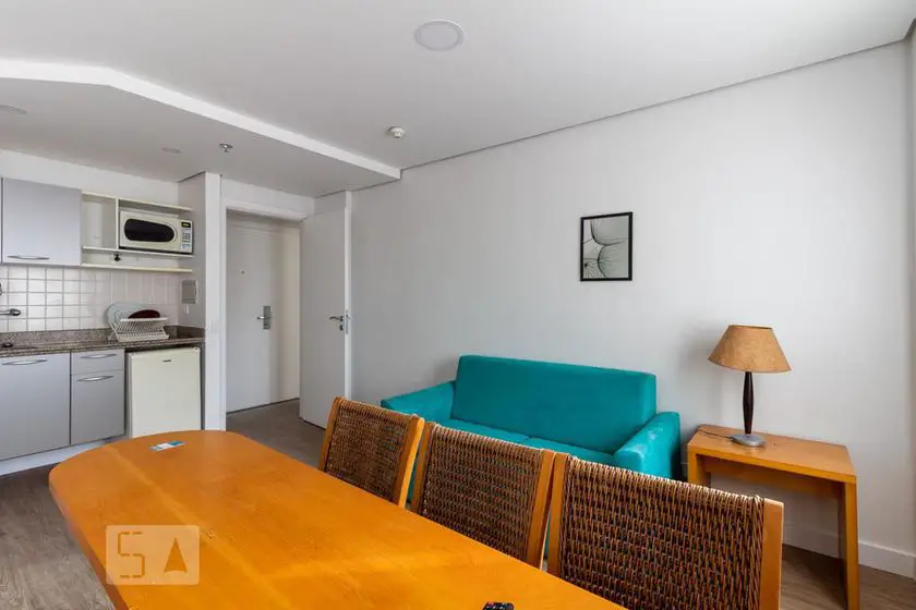 Foto 5 de Apartamento com 2 Quartos para alugar, 45m² em Moema, São Paulo