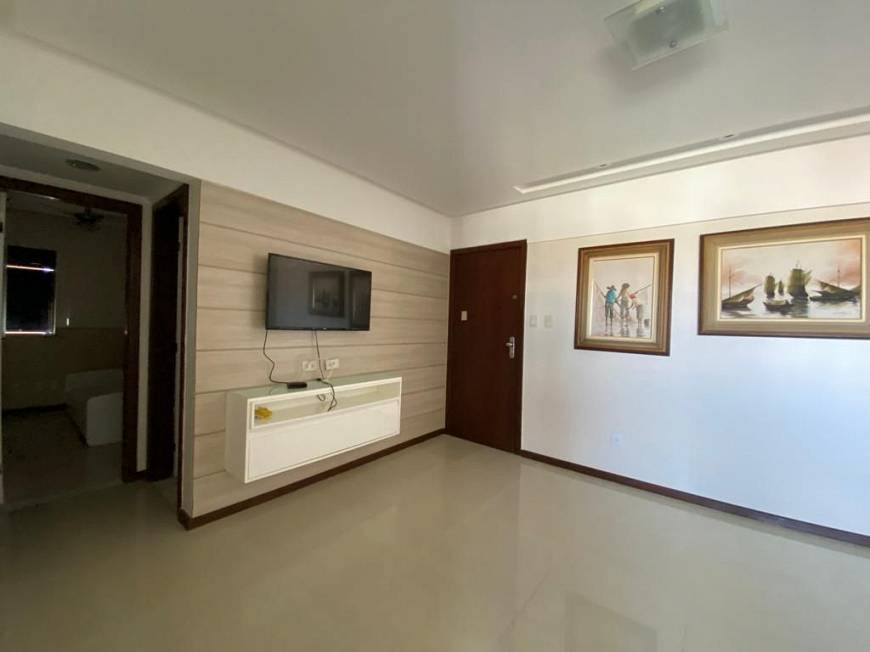 Foto 2 de Apartamento com 3 Quartos à venda, 79m² em Caminho Das Árvores, Salvador