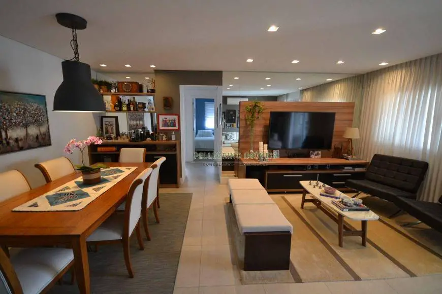 Foto 3 de Apartamento com 3 Quartos para alugar, 118m² em Campo Belo, São Paulo