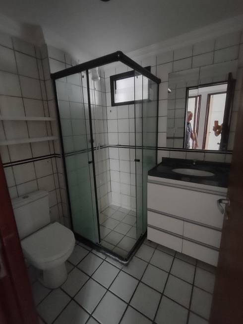Foto 4 de Apartamento com 3 Quartos à venda, 99m² em Ponta Verde, Maceió