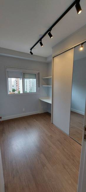 Foto 5 de Apartamento com 3 Quartos para alugar, 77m² em Vila Cordeiro, São Paulo