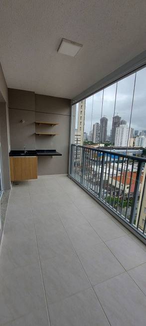 Foto 2 de Apartamento com 3 Quartos para alugar, 77m² em Vila Cordeiro, São Paulo