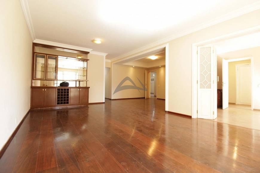 Foto 1 de Apartamento com 4 Quartos para alugar, 196m² em Cambuí, Campinas