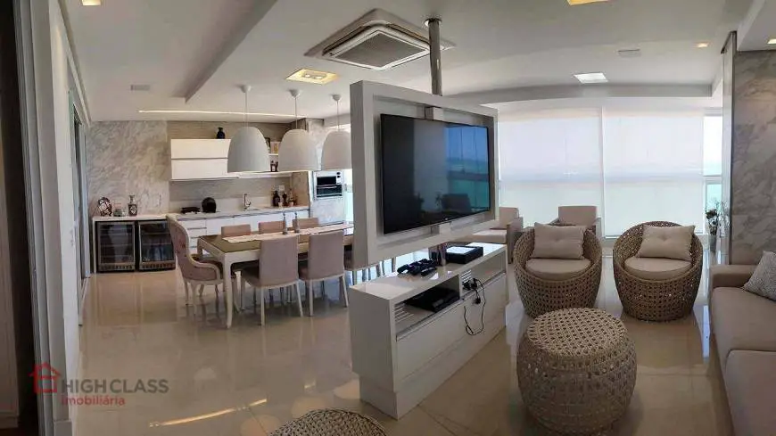 Foto 4 de Apartamento com 4 Quartos à venda, 250m² em Praia da Costa, Vila Velha
