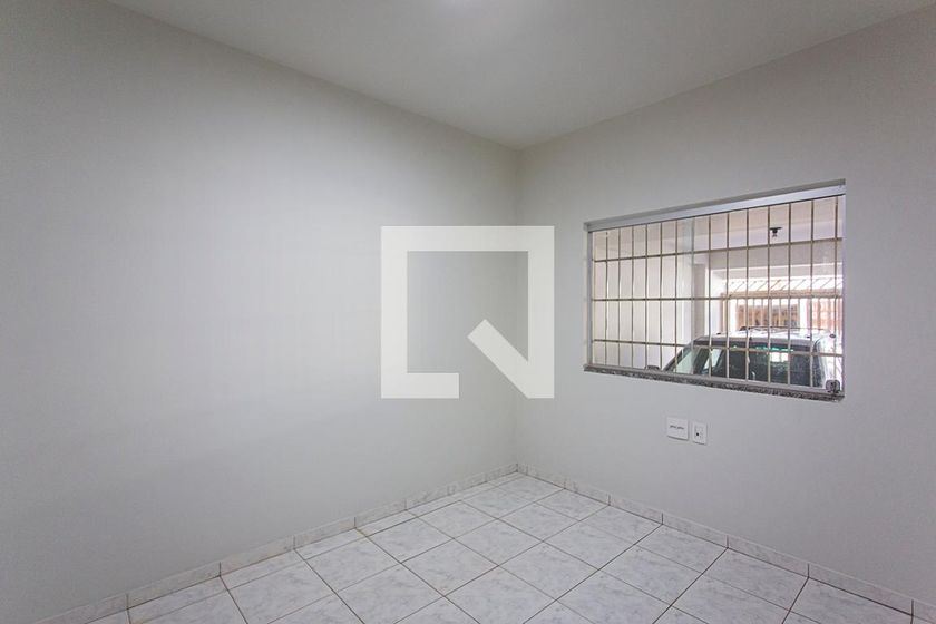 Foto 5 de Casa com 3 Quartos para alugar, 110m² em Centro, Uberlândia