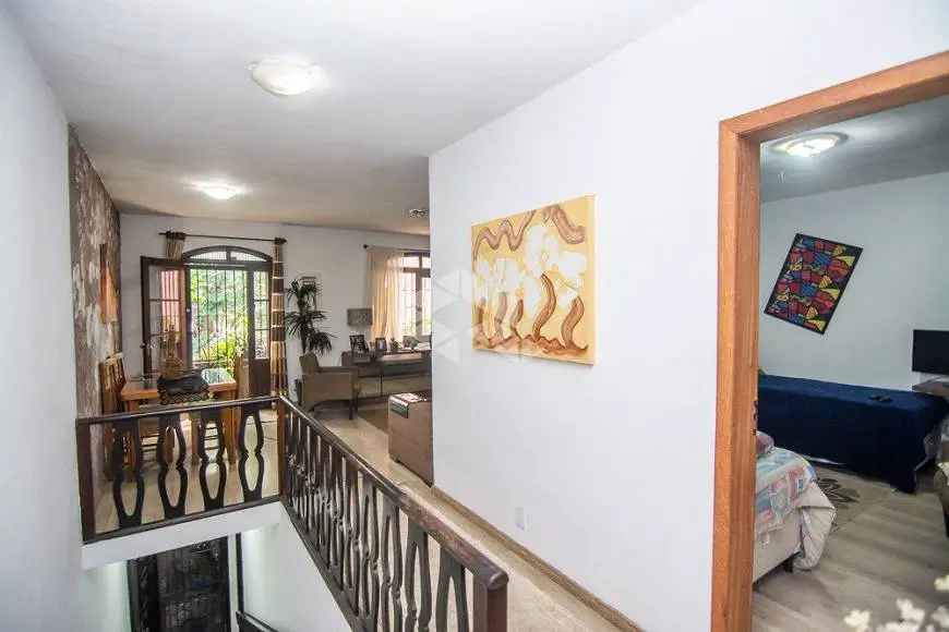Foto 4 de Casa com 3 Quartos à venda, 300m² em São João, Porto Alegre
