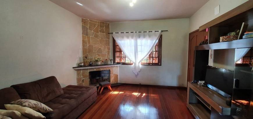 Foto 2 de Casa com 4 Quartos à venda, 265m² em Cristo Redentor, Porto Alegre