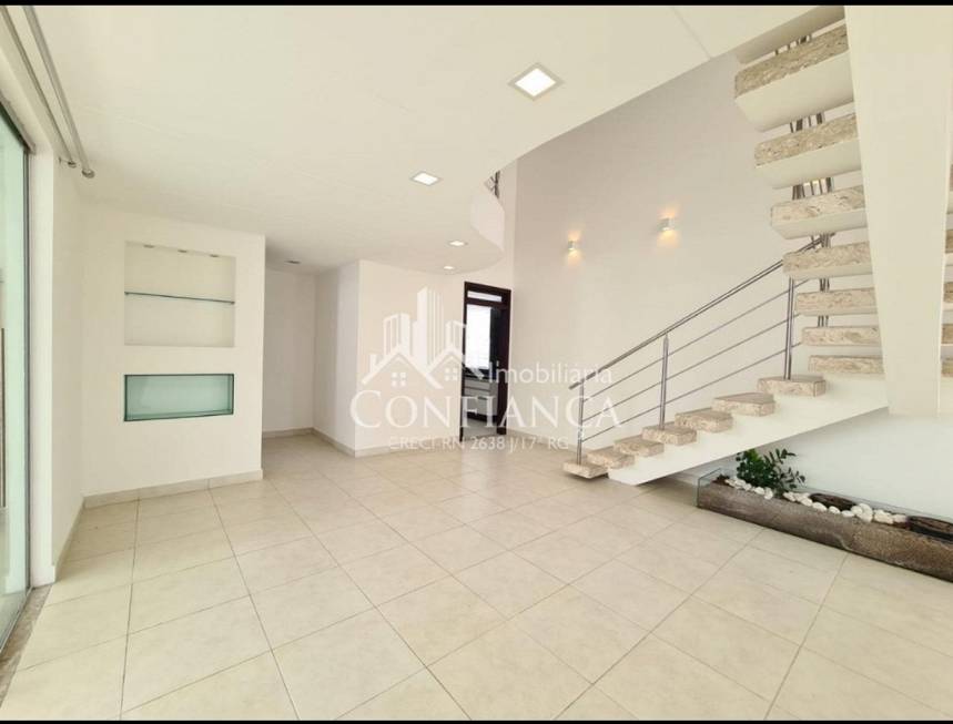 Foto 2 de Casa de Condomínio com 4 Quartos à venda, 370m² em Candelária, Natal