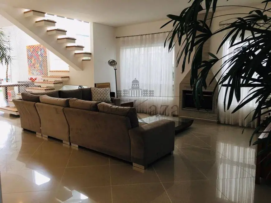 Foto 1 de Casa de Condomínio com 5 Quartos à venda, 400m² em Urbanova, São José dos Campos