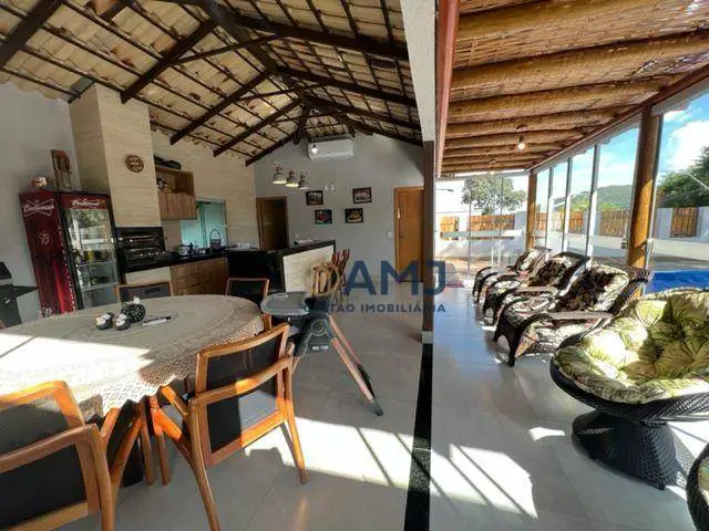 Foto 3 de Chácara com 4 Quartos à venda, 300m² em , Hidrolândia