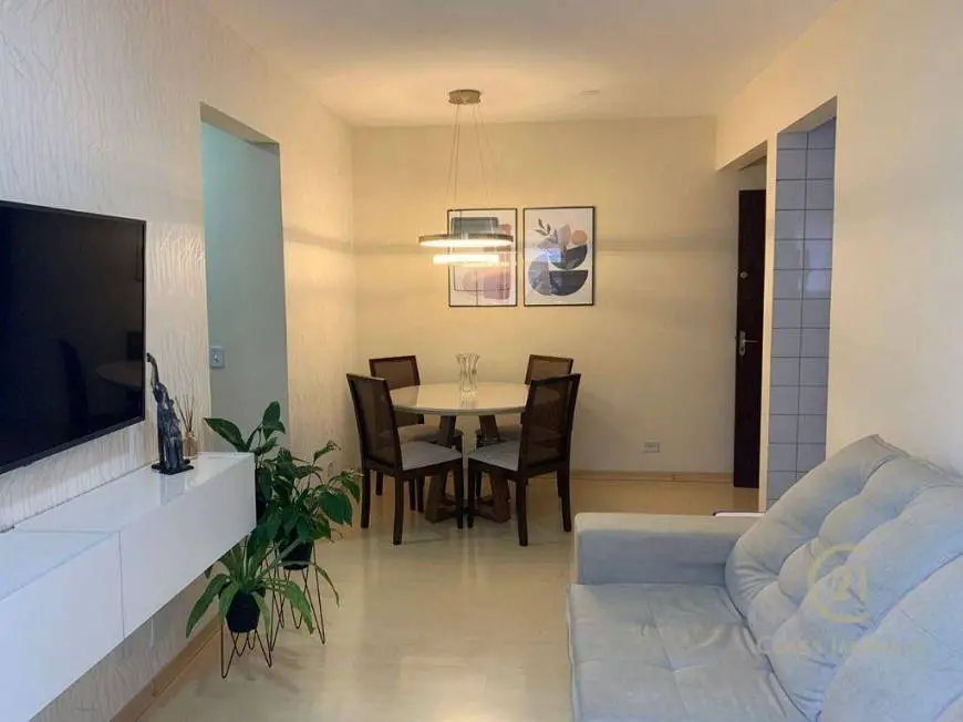 Foto 4 de Apartamento com 2 Quartos à venda, 70m² em Centro, Londrina