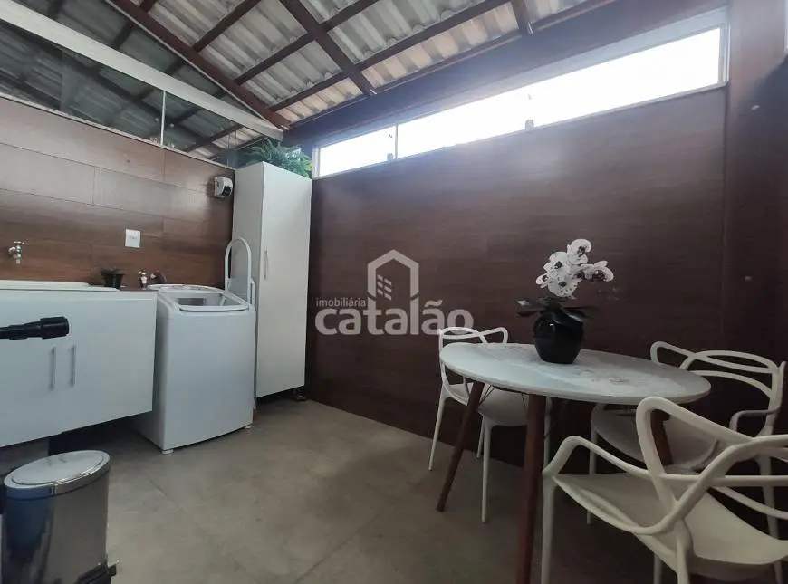 Foto 3 de Apartamento com 2 Quartos à venda, 59m² em Santa Cruz Industrial, Contagem