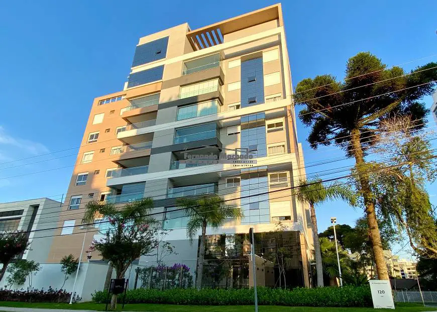 Foto 1 de Apartamento com 3 Quartos para alugar, 132m² em Ahú, Curitiba
