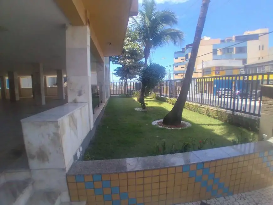 Foto 1 de Apartamento com 3 Quartos para alugar, 135m² em Costa Azul, Salvador