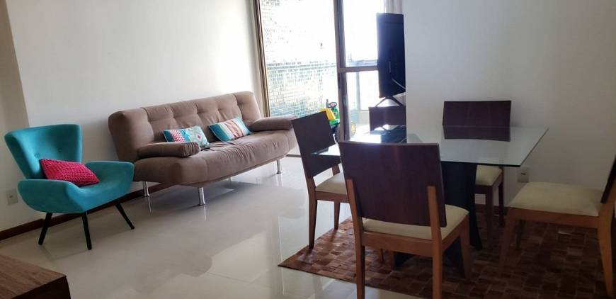 Foto 2 de Apartamento com 3 Quartos para alugar, 100m² em Praia da Costa, Vila Velha