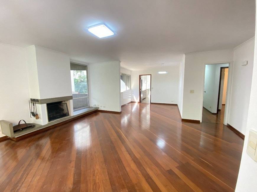 Foto 4 de Apartamento com 3 Quartos para alugar, 186m² em Vila Nova Conceição, São Paulo