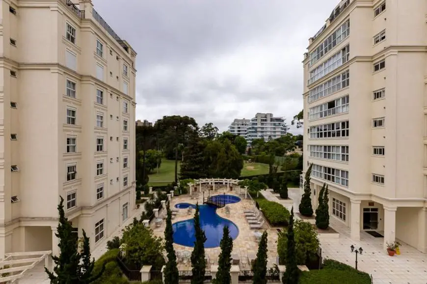 Foto 2 de Apartamento com 4 Quartos à venda, 347m² em Cabral, Curitiba