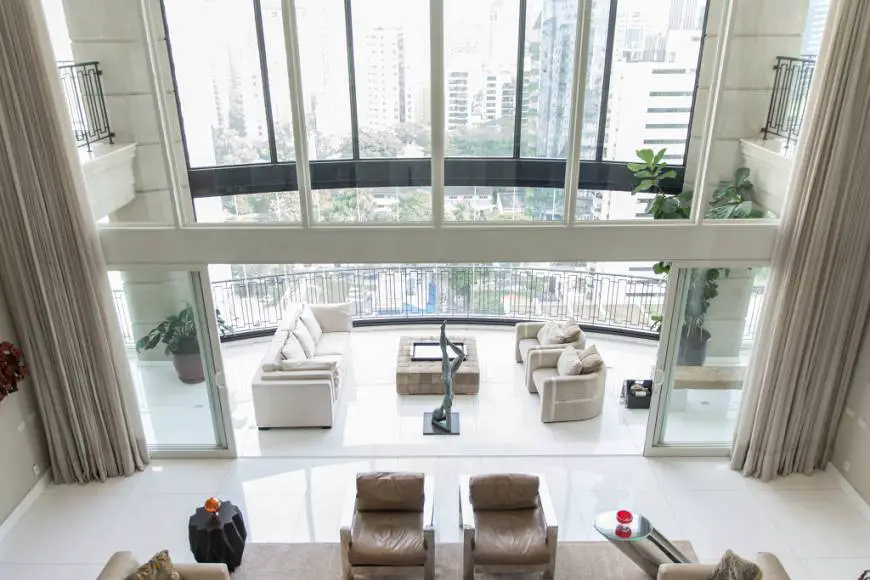 Foto 1 de Apartamento com 4 Quartos para venda ou aluguel, 666m² em Itaim Bibi, São Paulo