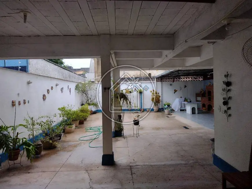 Foto 1 de Casa com 3 Quartos à venda, 247m² em Cascadura, Rio de Janeiro