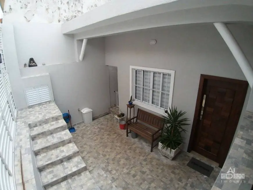 Foto 2 de Casa com 3 Quartos à venda, 148m² em Vila Nivi, São Paulo