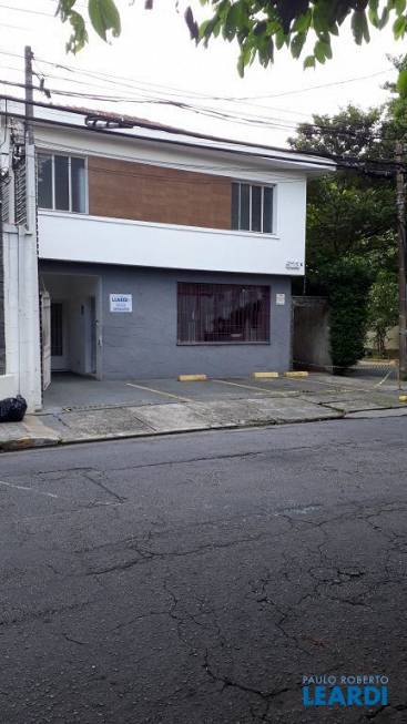 Foto 1 de Casa com 4 Quartos para venda ou aluguel, 300m² em Brooklin, São Paulo