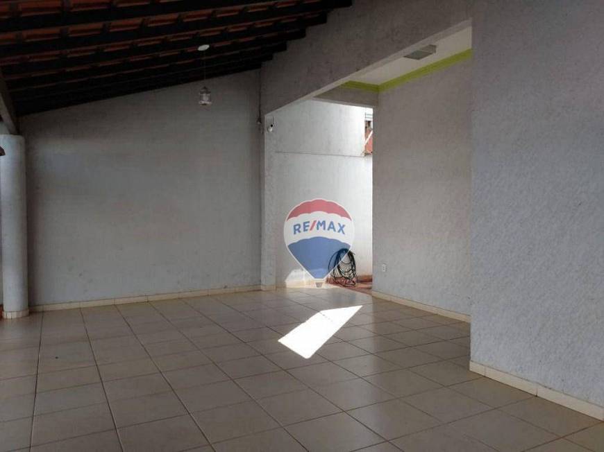 Foto 4 de Casa com 4 Quartos para alugar, 325m² em Rio Madeira, Porto Velho