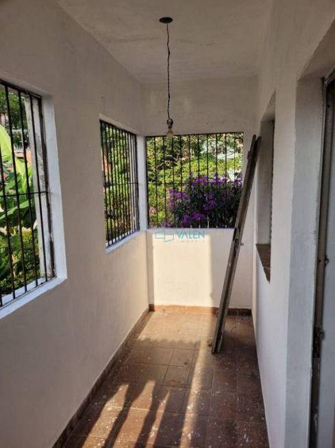 Foto 3 de Casa de Condomínio com 3 Quartos à venda, 170m² em Condominio Maracana, Santo André
