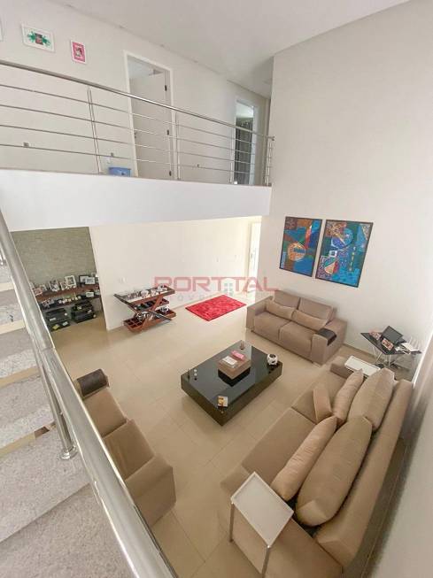 Foto 2 de Casa de Condomínio com 5 Quartos à venda, 457m² em Alphaville Araguaia, Goiânia