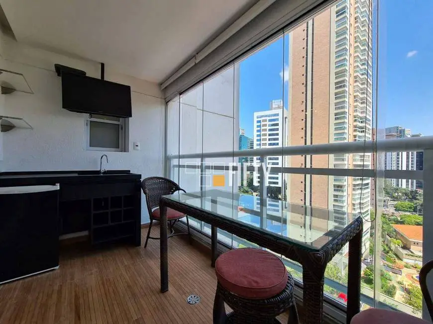 Foto 2 de Apartamento com 1 Quarto para venda ou aluguel, 50m² em Brooklin, São Paulo