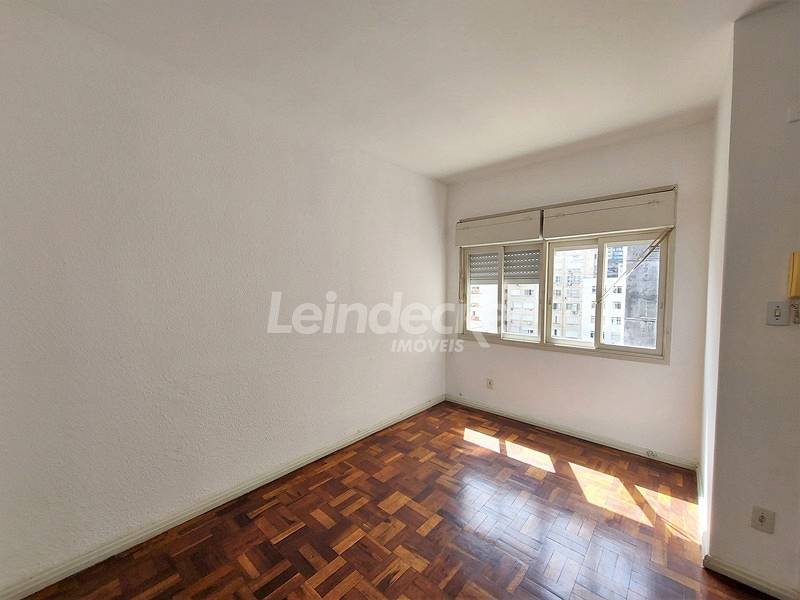 Foto 1 de Apartamento com 1 Quarto para alugar, 46m² em Centro, Porto Alegre