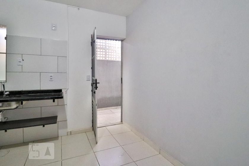 Foto 2 de Apartamento com 1 Quarto para alugar, 20m² em Santa Efigênia, Belo Horizonte