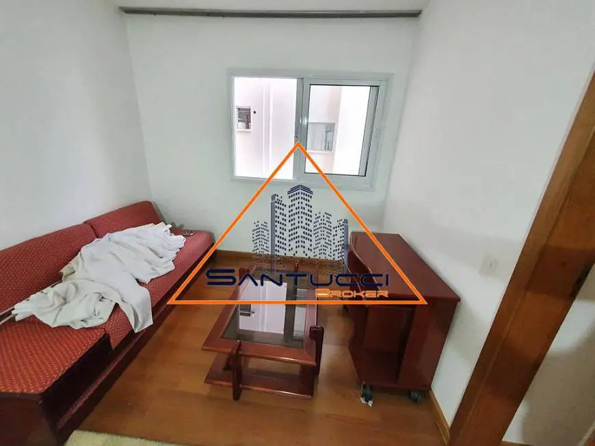 Foto 2 de Apartamento com 2 Quartos para alugar, 68m² em Aclimação, São Paulo