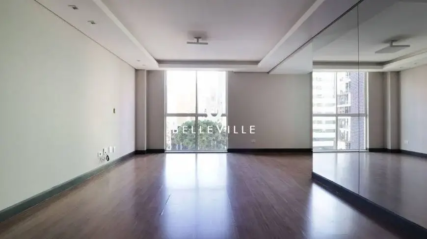 Foto 2 de Apartamento com 2 Quartos à venda, 107m² em Batel, Curitiba