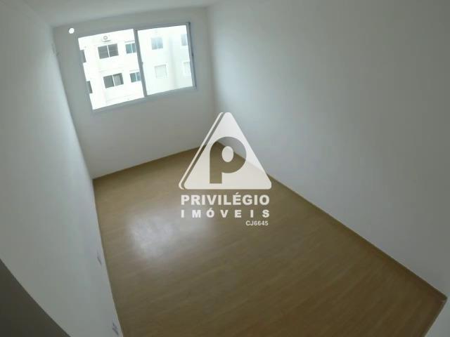 Foto 2 de Apartamento com 2 Quartos à venda, 43m² em Colégio, Rio de Janeiro
