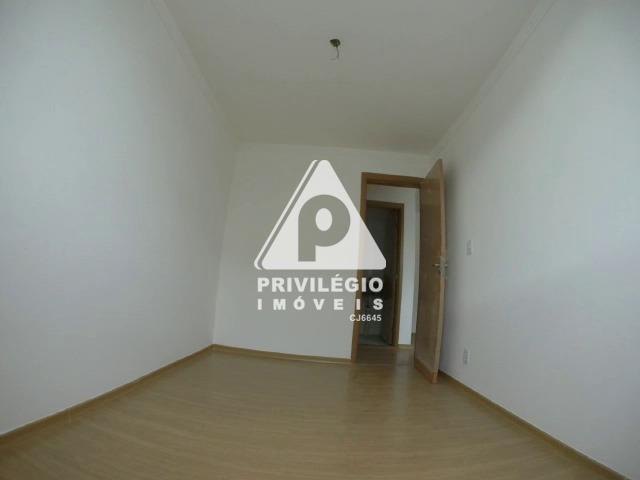 Foto 5 de Apartamento com 2 Quartos à venda, 43m² em Colégio, Rio de Janeiro