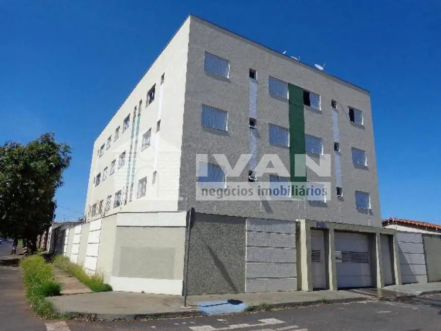 Foto 1 de Apartamento com 2 Quartos para alugar, 58m² em Custódio Pereira, Uberlândia