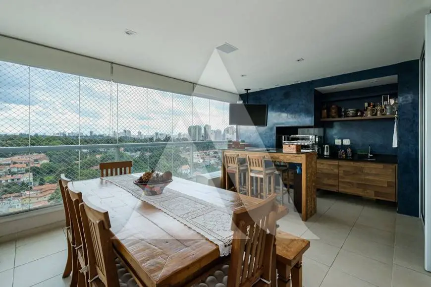Foto 3 de Apartamento com 3 Quartos para alugar, 180m² em Campo Belo, São Paulo