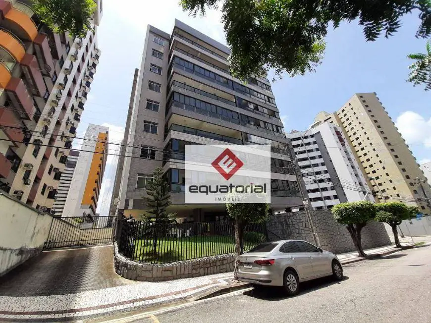 Foto 2 de Apartamento com 3 Quartos para alugar, 260m² em Meireles, Fortaleza