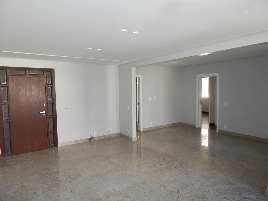 Foto 3 de Apartamento com 4 Quartos à venda, 130m² em Sion, Belo Horizonte