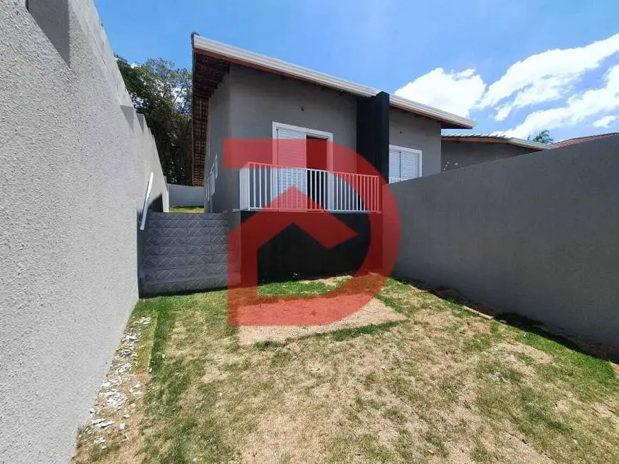 Foto 1 de Casa com 2 Quartos à venda, 176m² em Vila Santo Antonio, Atibaia